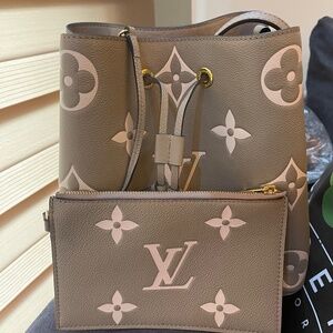 Louis Vuitton neonoe mm